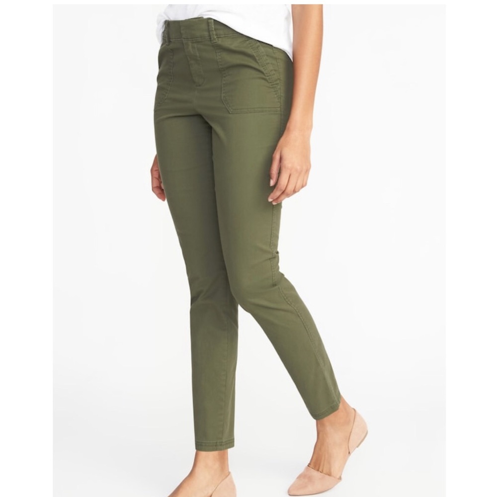 Mid-Rise Pixie Ankle Chinos for Women